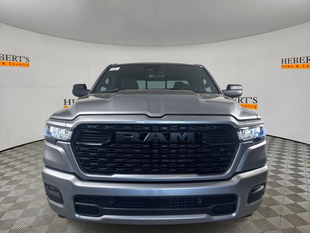 2025 Ram 1500 Tradesman photo 2
