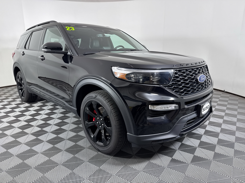 2023 Ford Explorer ST photo 9