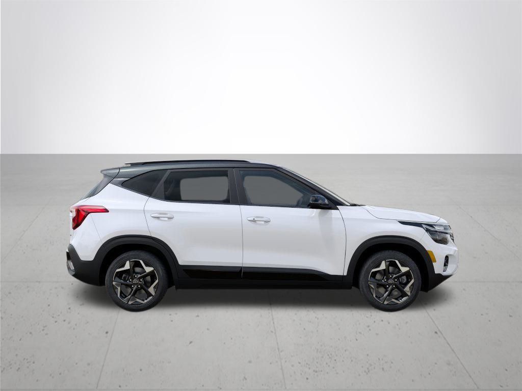 2026 Kia Seltos S photo 7