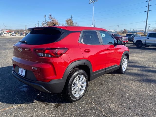 2026 Chevrolet Trailblazer LS photo 4