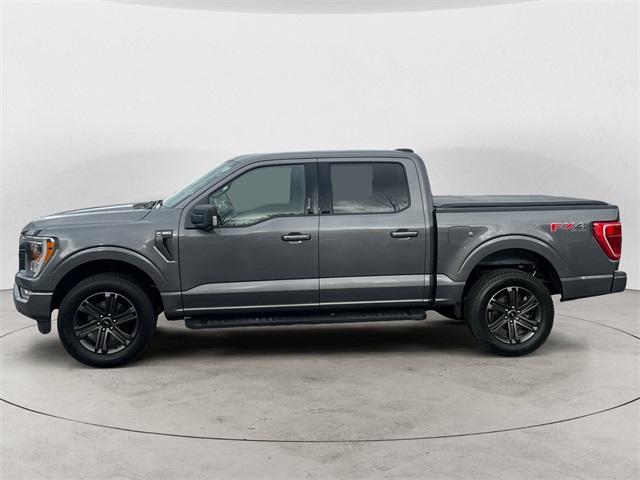 2023 Ford F-150 XLT photo 2