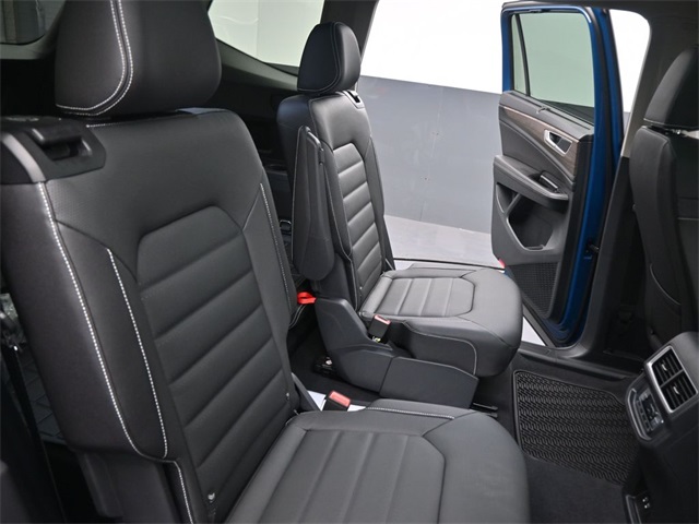 2025 Volkswagen Atlas SEL photo 19