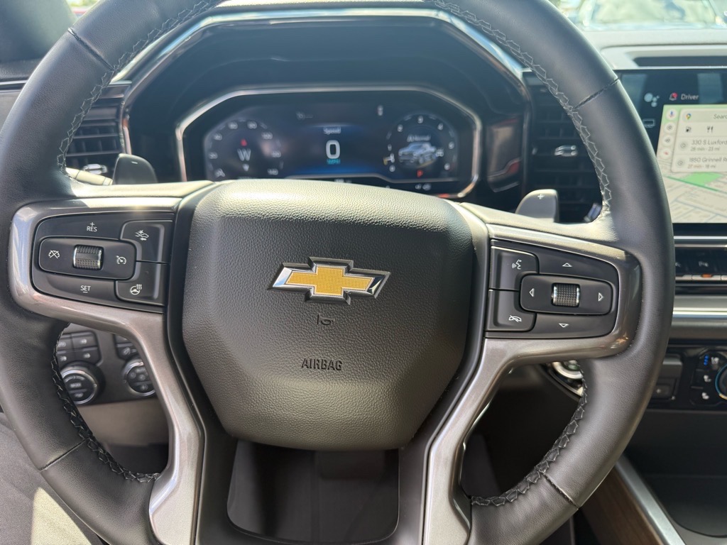 2024 Chevrolet Silverado 1500 High Country photo 17
