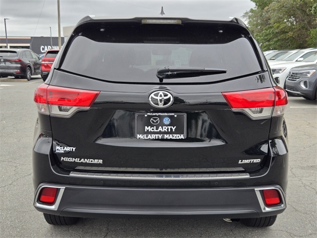 2019 Toyota Highlander Limited photo 4