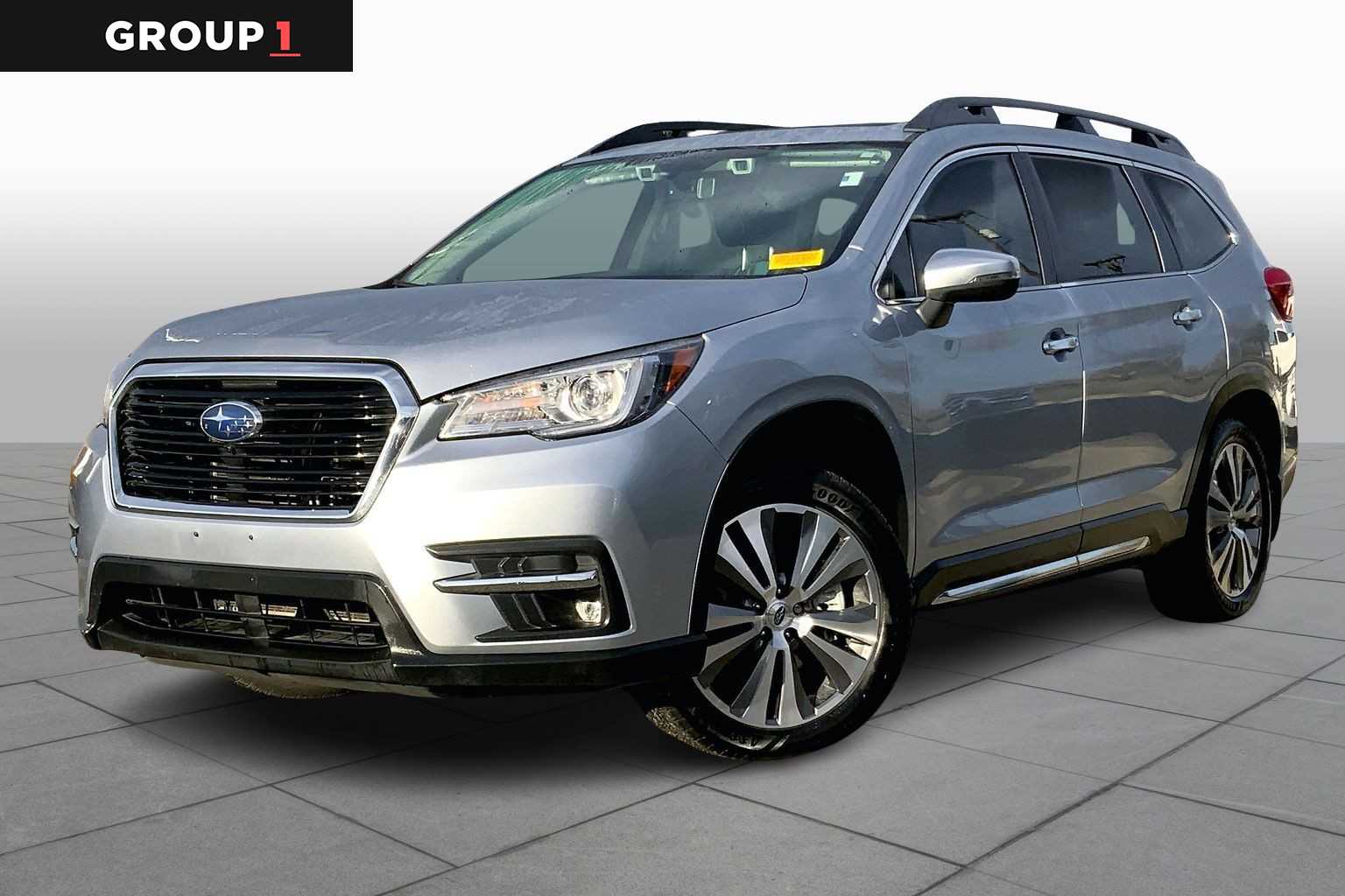 2022 Subaru Ascent Touring's photo