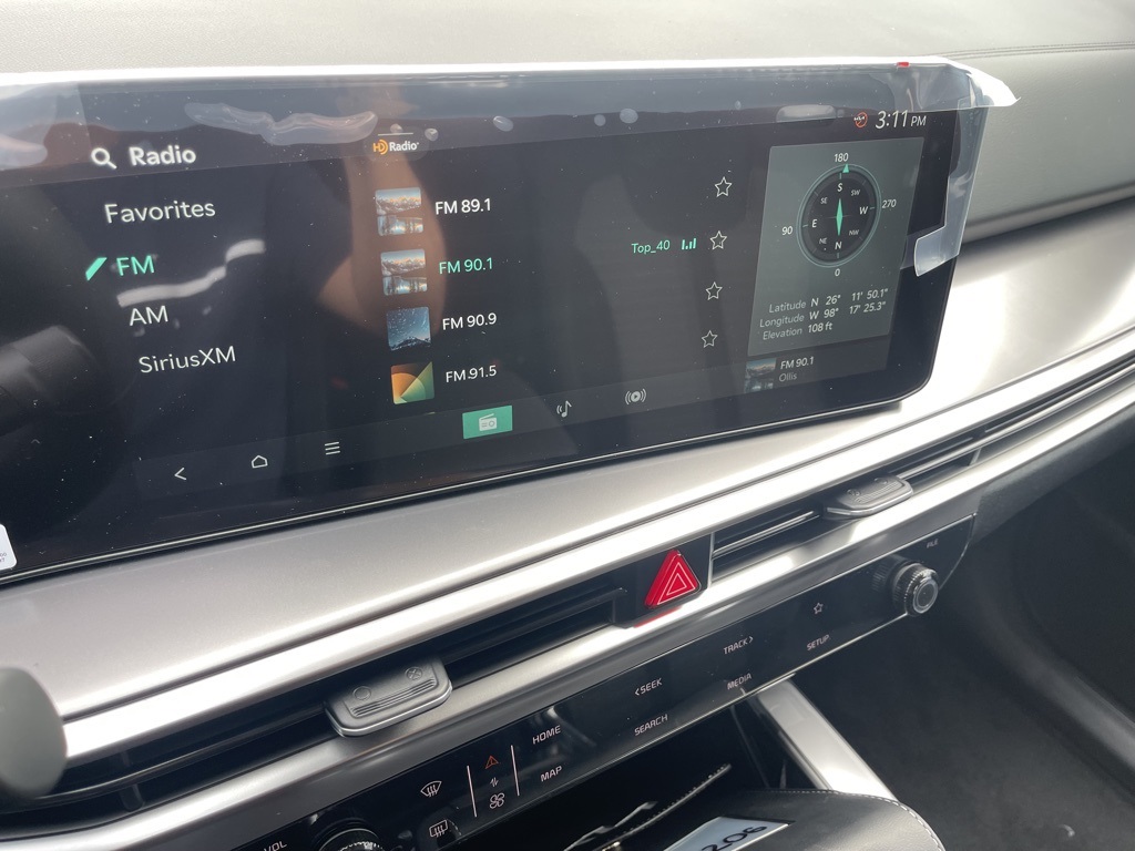 2026 Kia Sorento LX photo 4