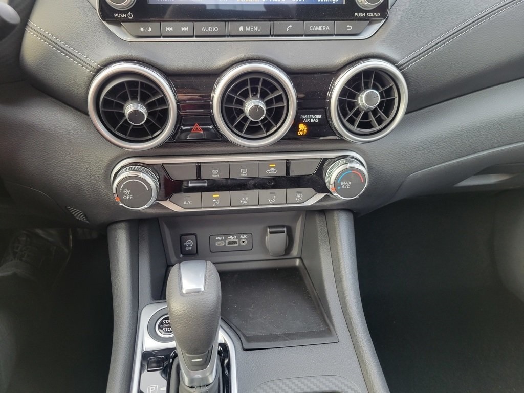 2025 Nissan Sentra SV photo 11