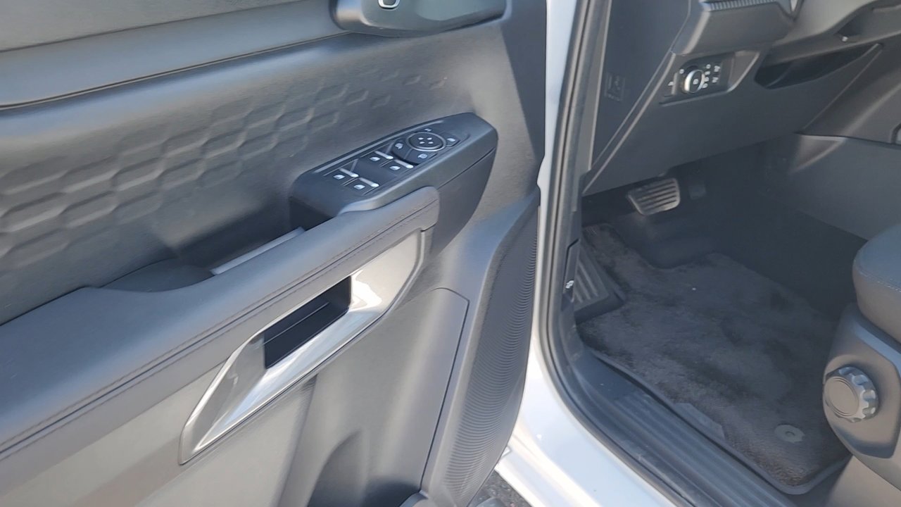 2025 Ford Ranger XLT photo 14