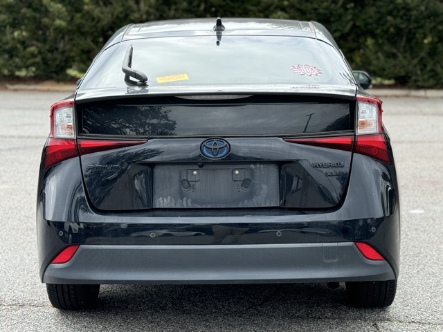2022 Toyota Prius L photo 3