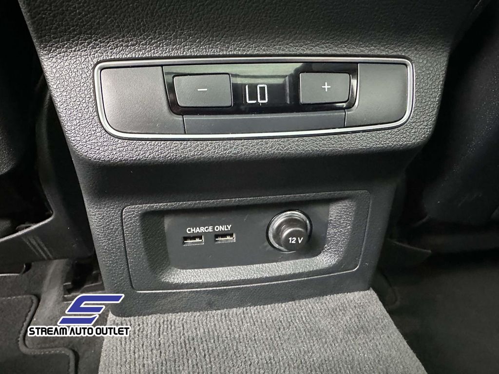 2023 Audi Q5 45 S line Premium photo 12