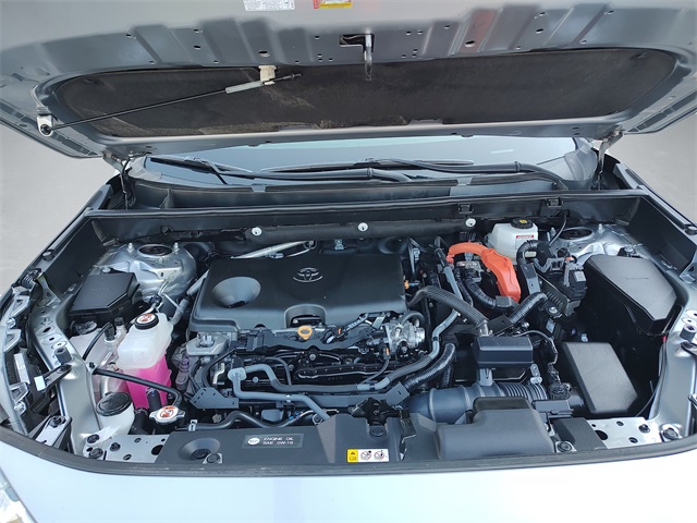 2022 Toyota RAV4 Hybrid XLE photo 29