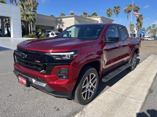 2024 Chevrolet Colorado Z71 photo 3