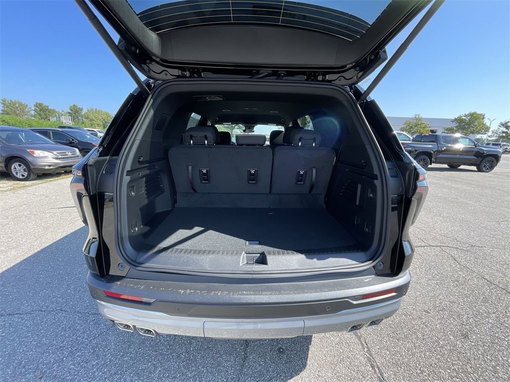 2026 Chevrolet Traverse photo 16