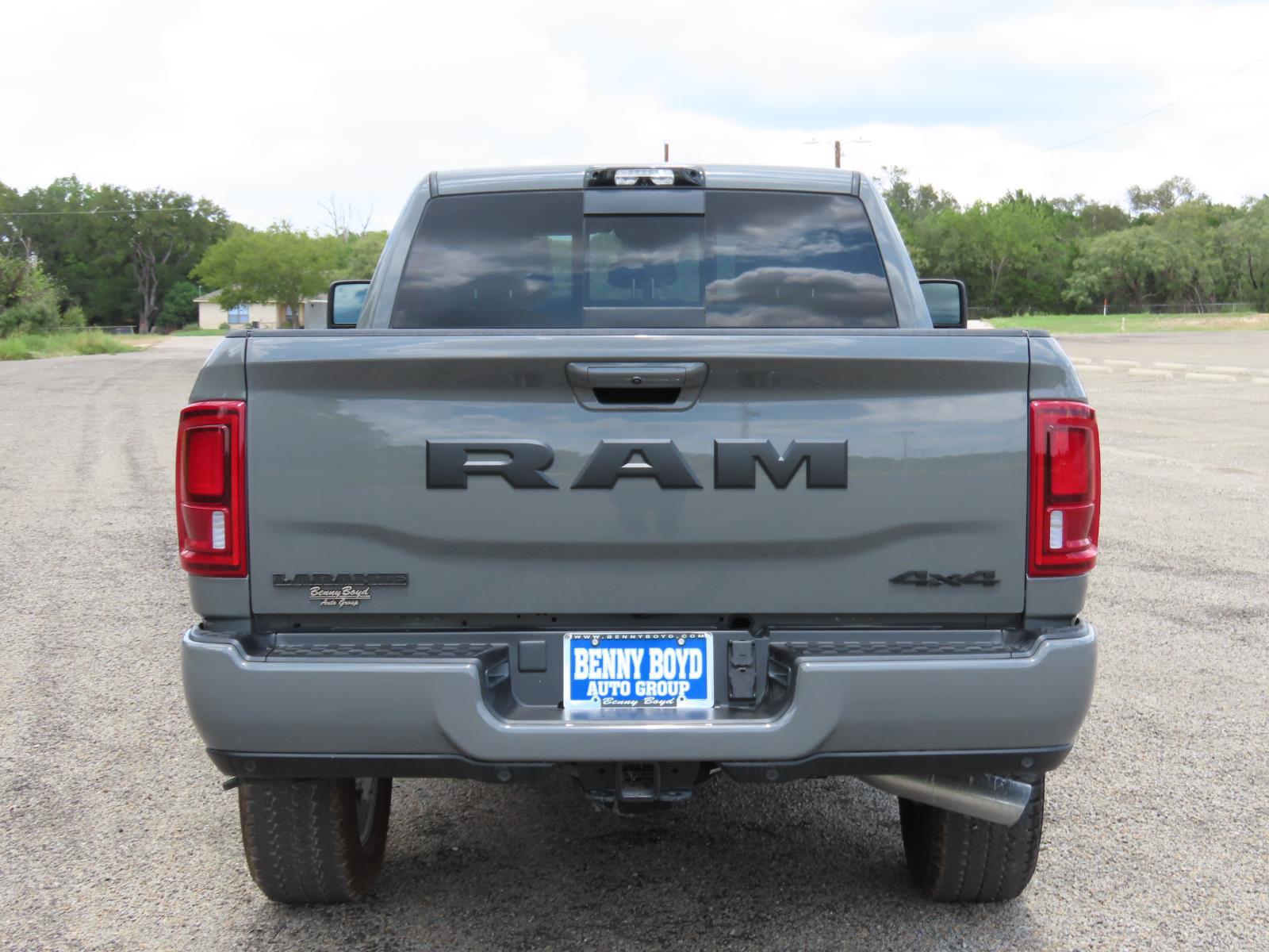 2026 Ram 2500 Laramie photo 17