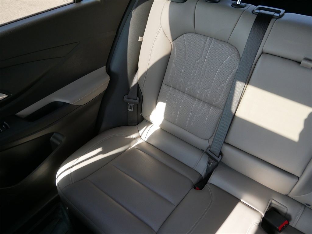 2024 Buick Envista Avenir photo 17