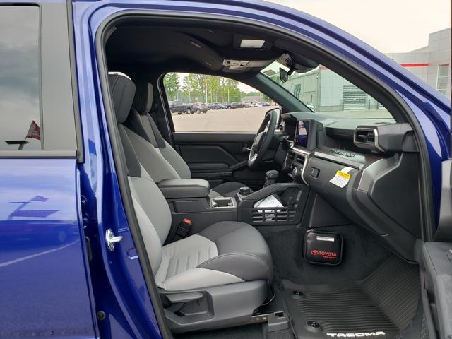 2025 Toyota Tacoma TRD Off-Road 4x4 Double Cab photo 14
