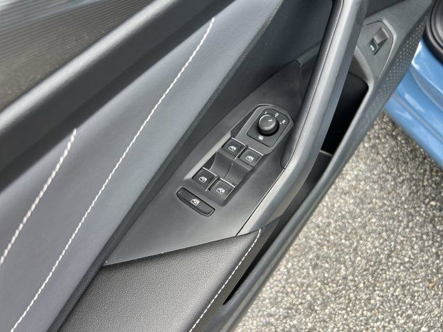 2025 Volkswagen Jetta 1.5T SEL photo 4