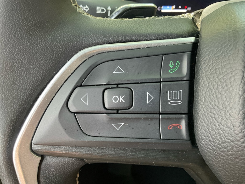 2024 Jeep Grand Cherokee Altitude photo 30