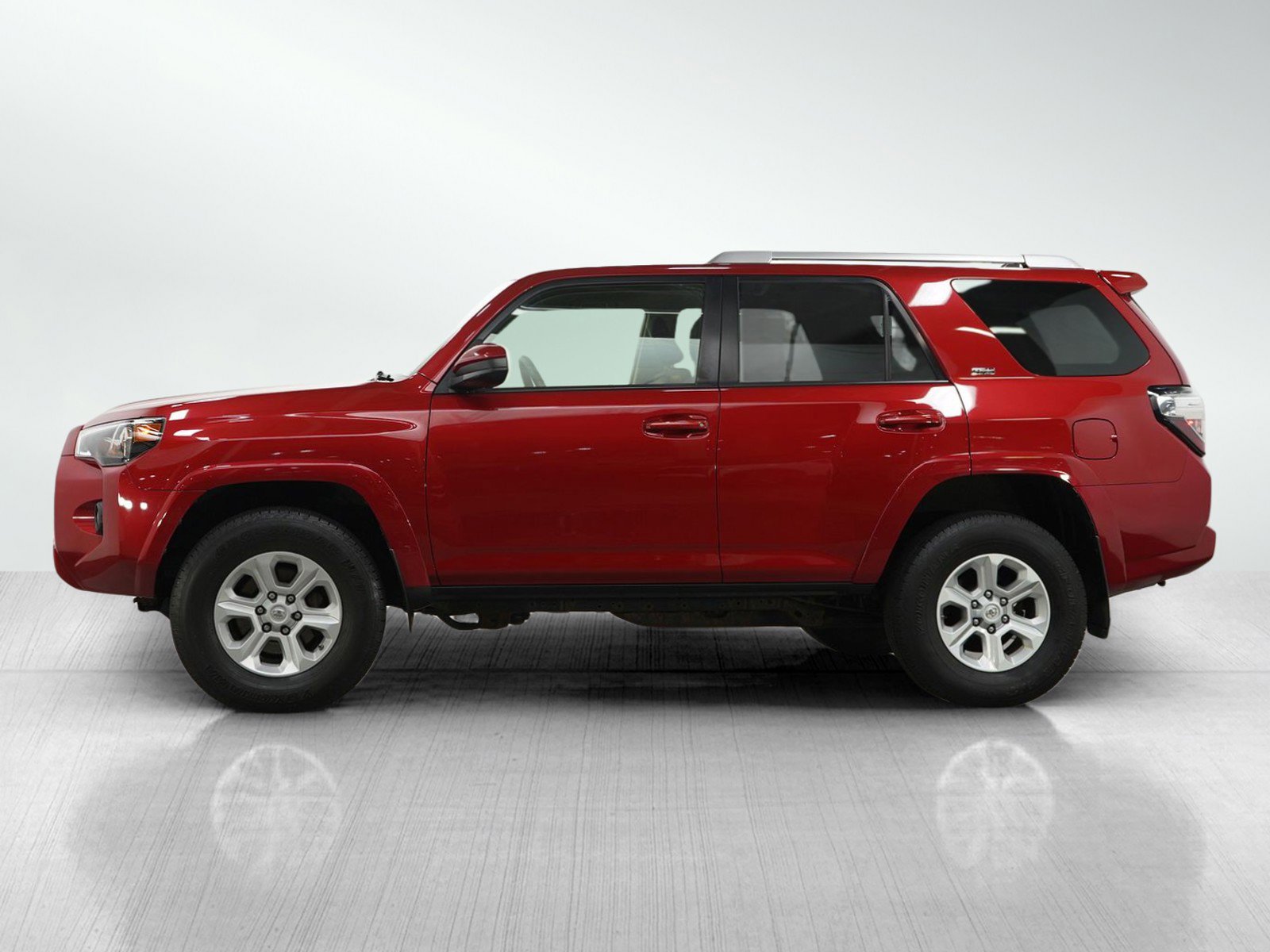 Used 2018 Toyota 4Runner SR5 with VIN JTEBU5JR2J5487127 for sale in Bloomington, Minnesota