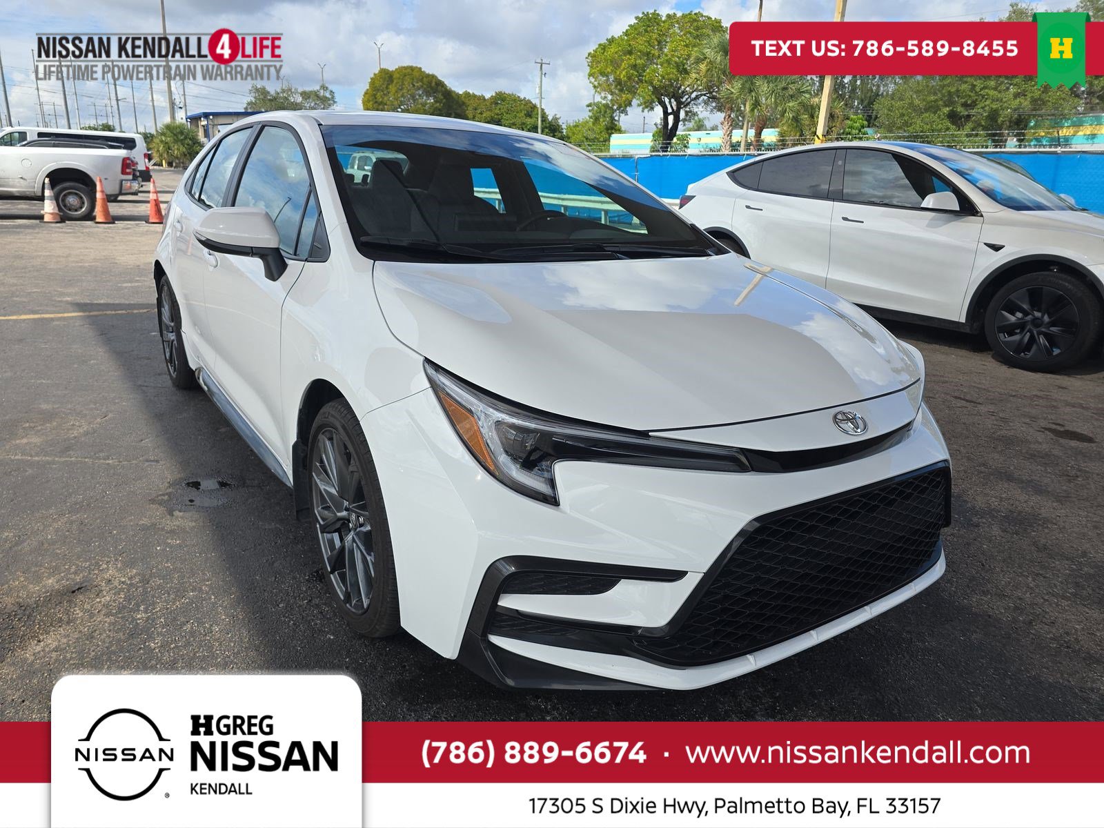 2025 Toyota Corolla SE's photo