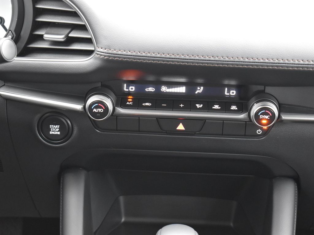 2025 Mazda Mazda3 2.5 Select Sport photo 17