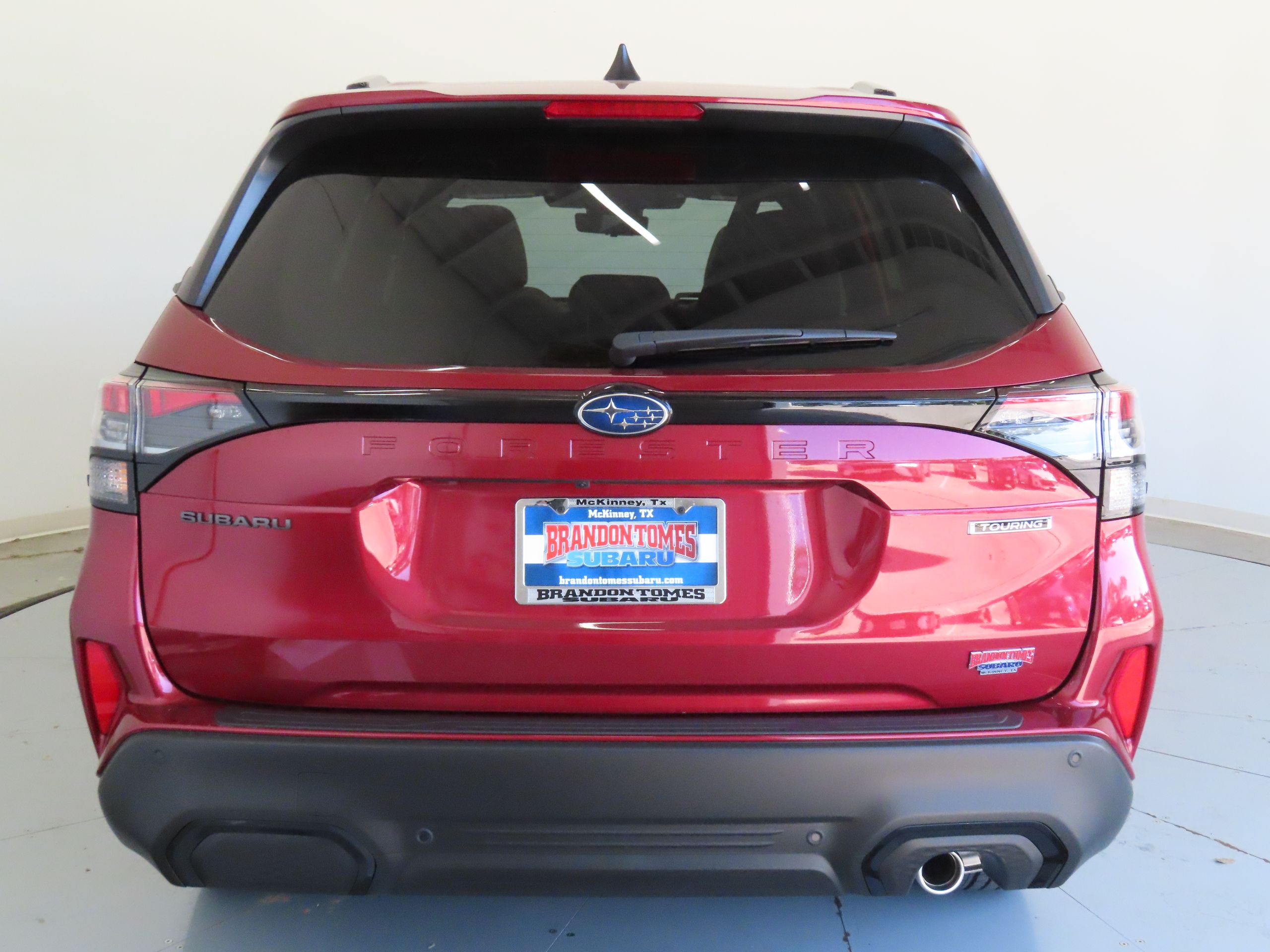 2025 Subaru Forester Touring photo 4