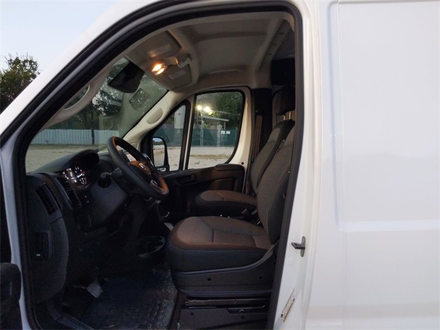 2026 Ram ProMaster 1500 Cargo Van photo 6