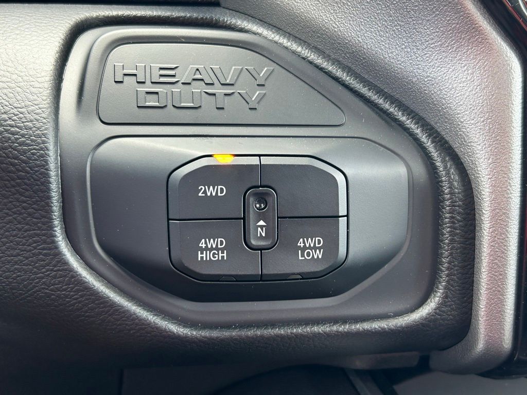 2025 Ram 3500 Laramie photo 21