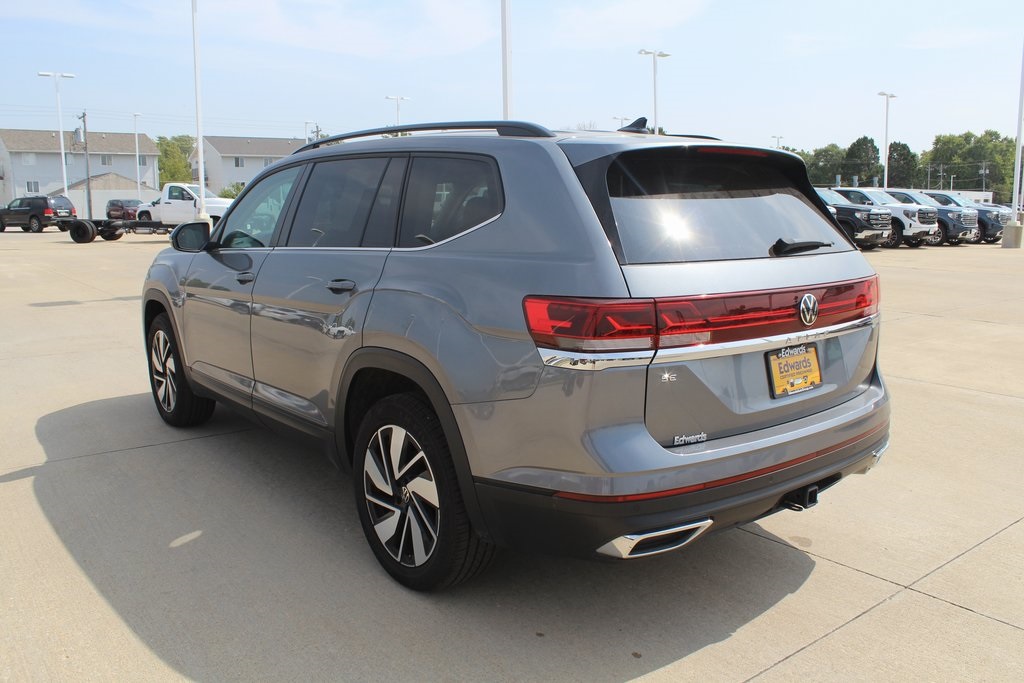 2024 Volkswagen Atlas SE Technology photo 2