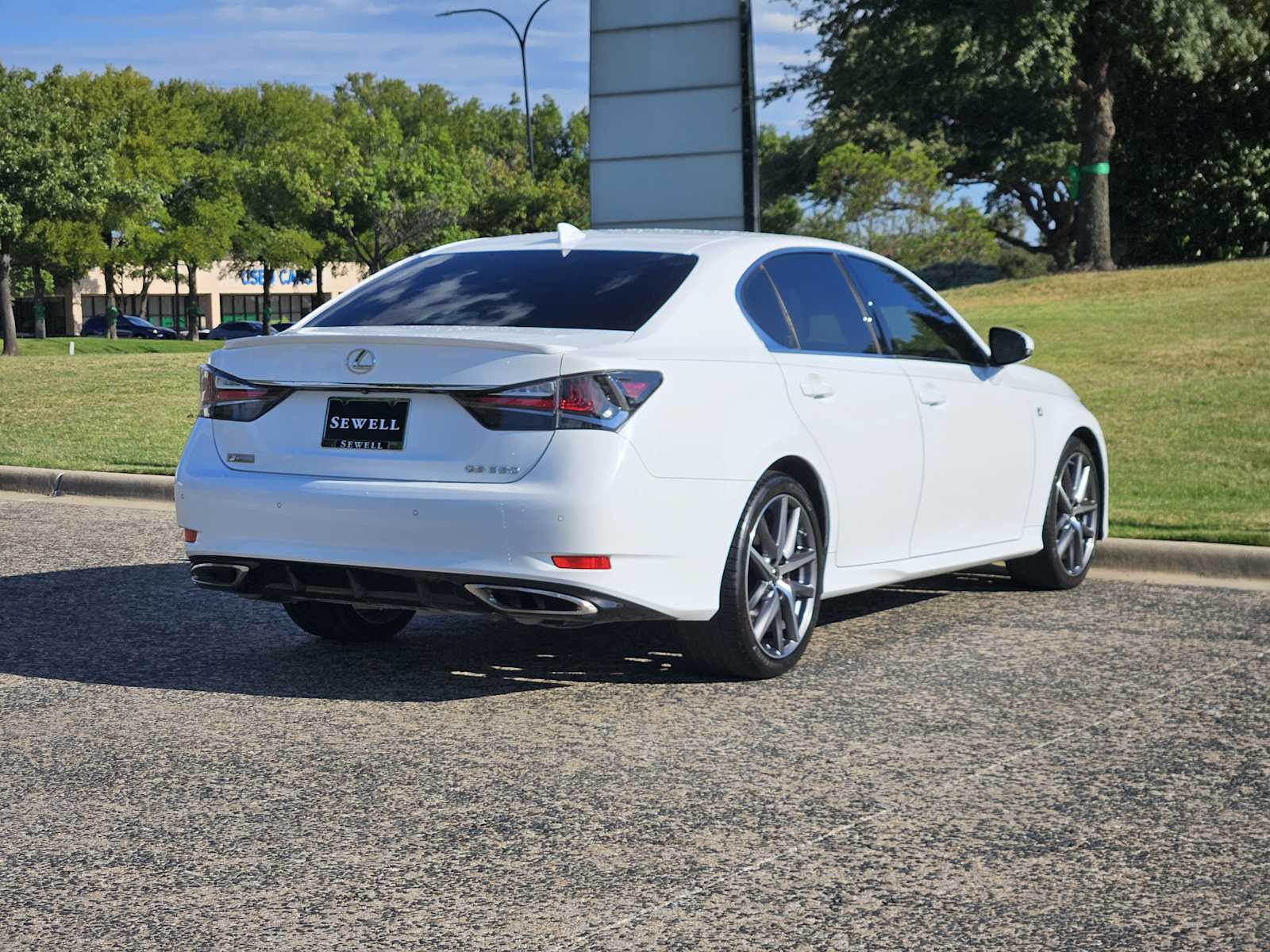 2020 Lexus GS 350 F SPORT photo 4