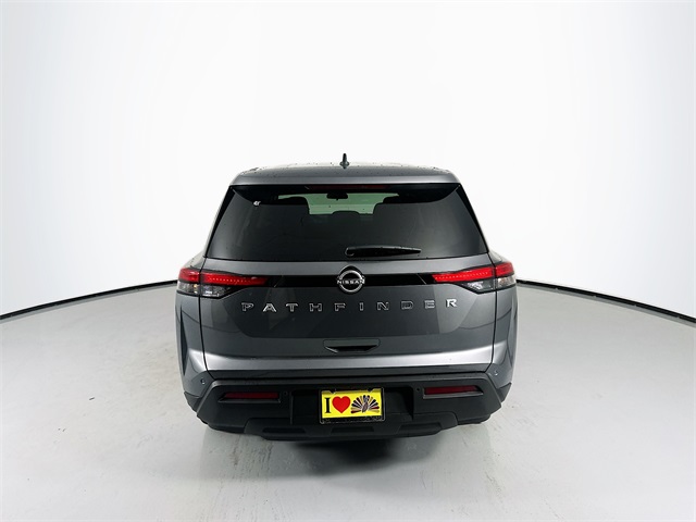2025 Nissan Pathfinder S photo 3