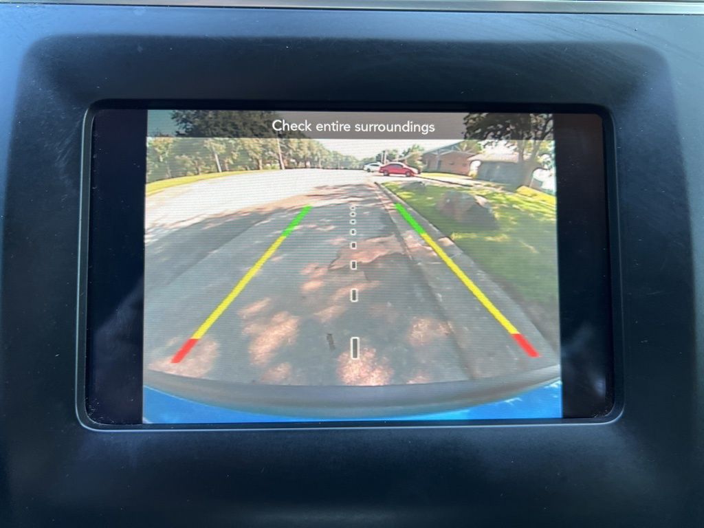 2020 Jeep Cherokee Altitude photo 21