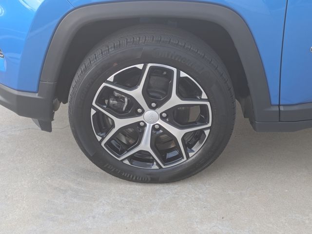 2024 Jeep Compass Limited photo 23