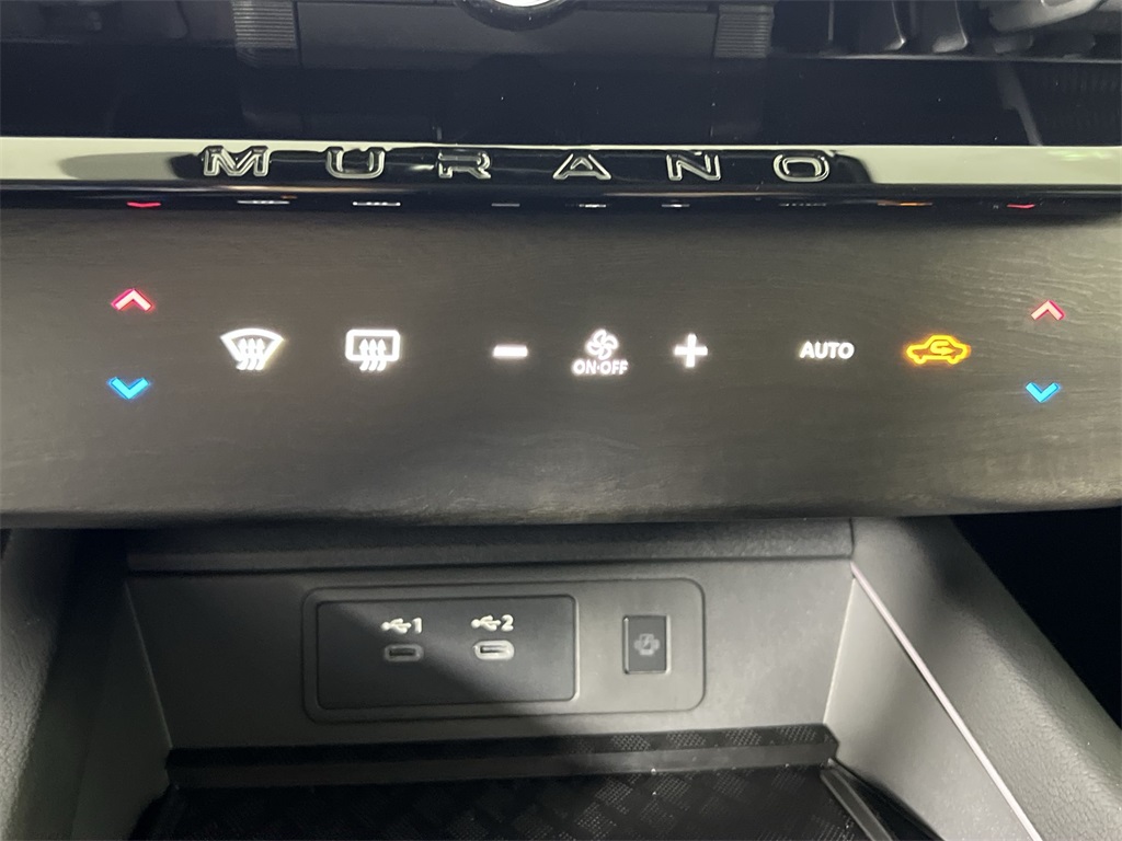 2025 Nissan Murano SL photo 17