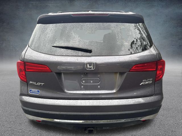 2017 Honda Pilot Elite photo 4