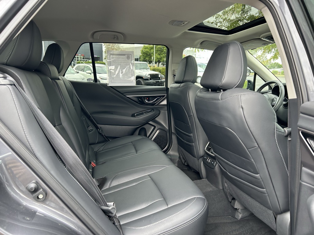 2025 Subaru Outback Touring XT photo 27