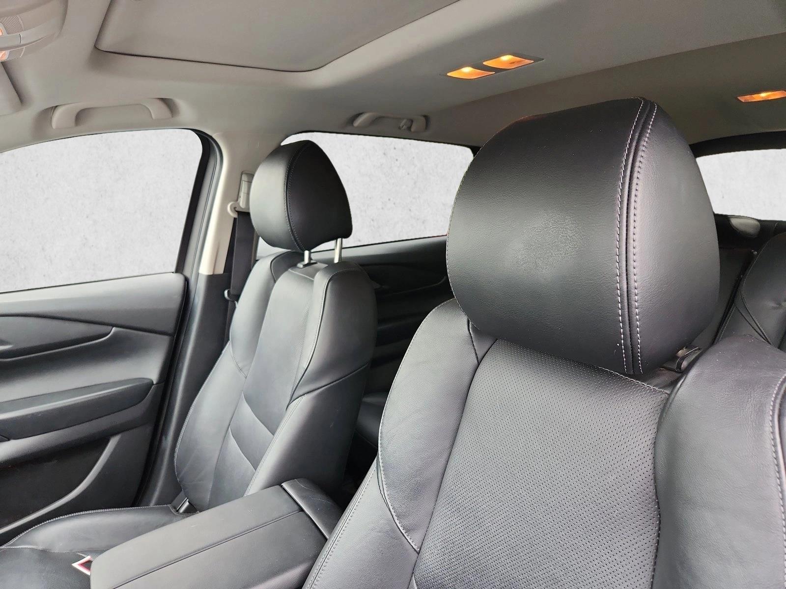 2023 Mazda CX-9 Touring photo 3