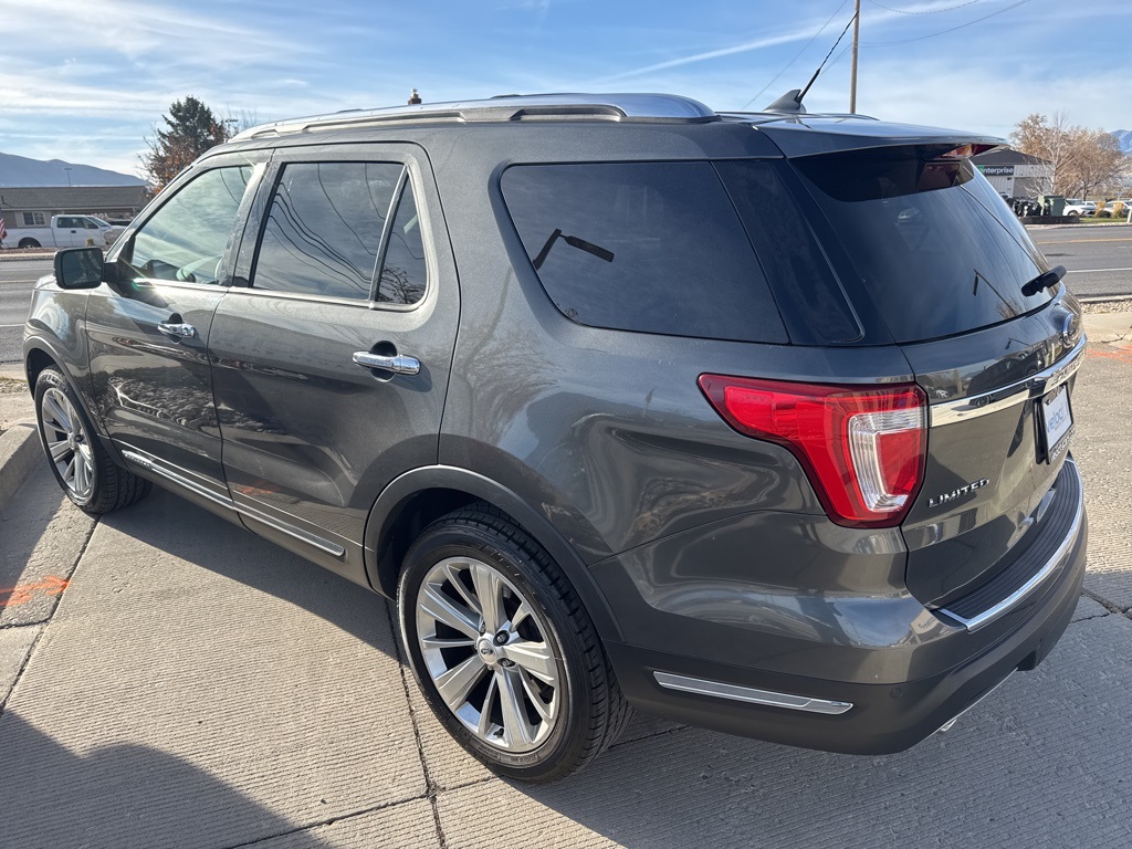 2019 Ford Explorer Limited photo 3