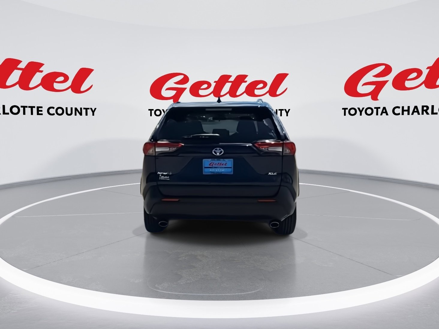 2022 Toyota RAV4 XLE Premium photo 4