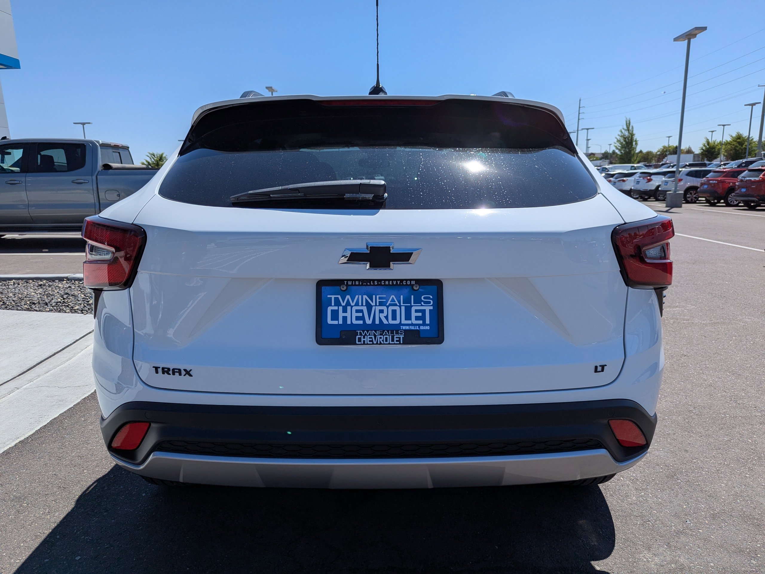 2025 Chevrolet Trax LT photo 30