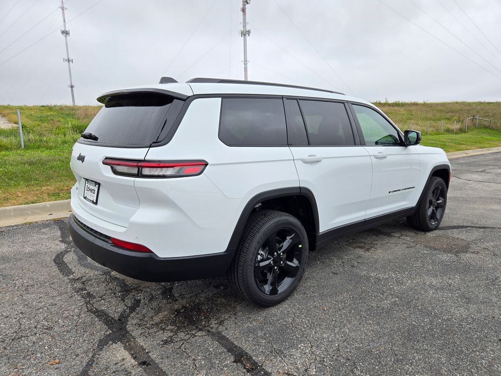 2025 Jeep Grand Cherokee Altitude X photo 3