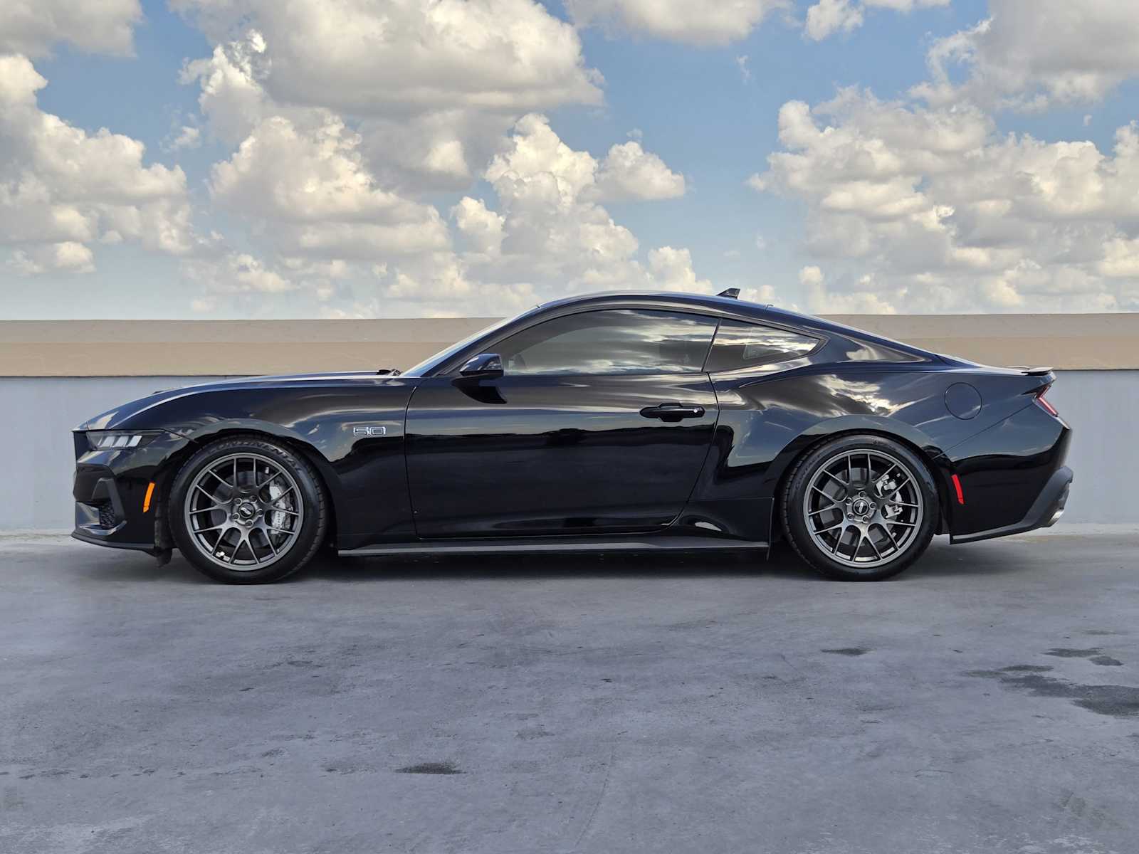 2024 Ford Mustang GT photo 4