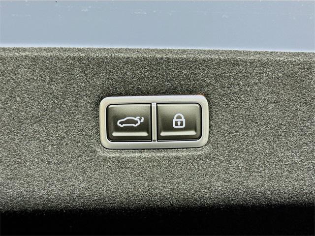 2025 Hyundai Ioniq 6 SEL photo 34