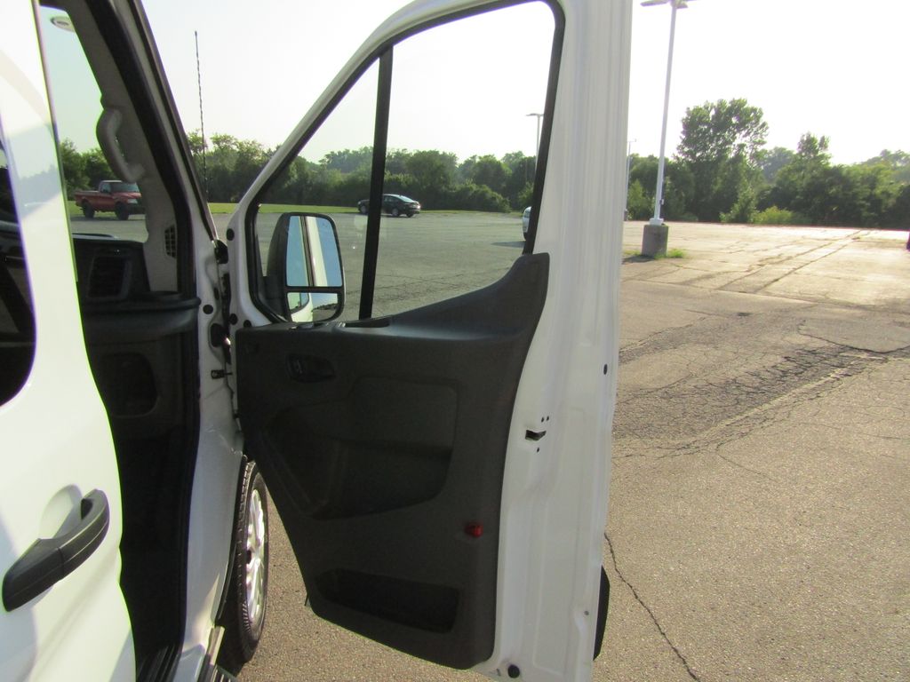 2023 Ford Transit photo 29