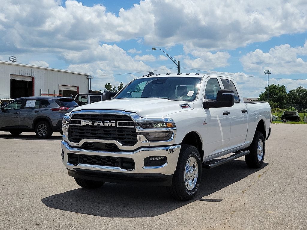 2025 Ram 2500 Tradesman photo 2