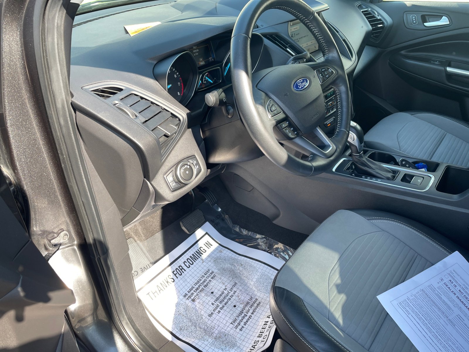 Used 2019 Ford Escape SE with VIN 1FMCU9GD4KUA63110 for sale in Kansas City