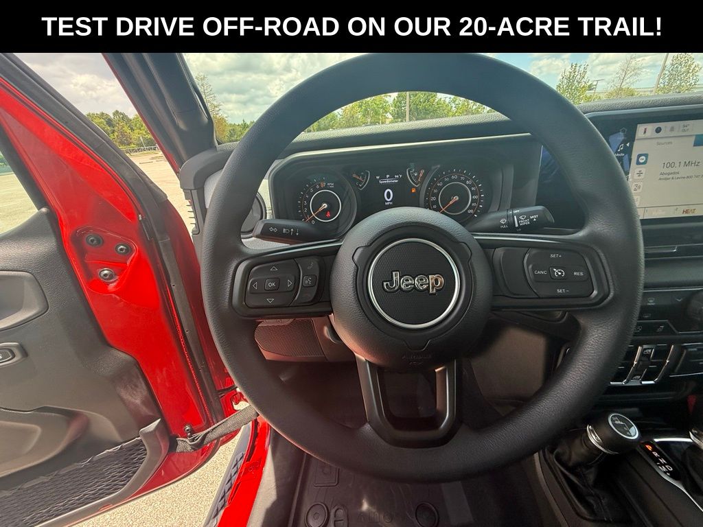 2025 Jeep Gladiator Sport photo 19