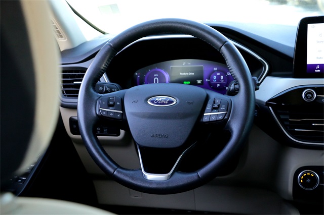 2020 Ford Escape SE Sport Hybrid photo 25