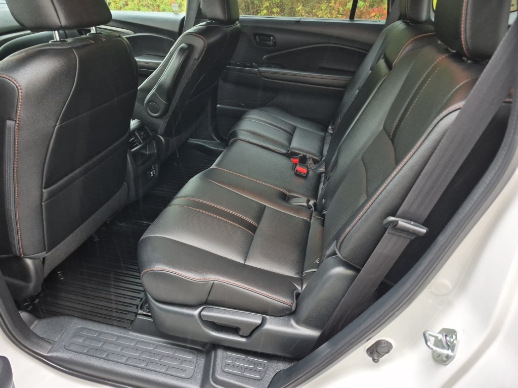 2023 Honda Passport TrailSport photo 9