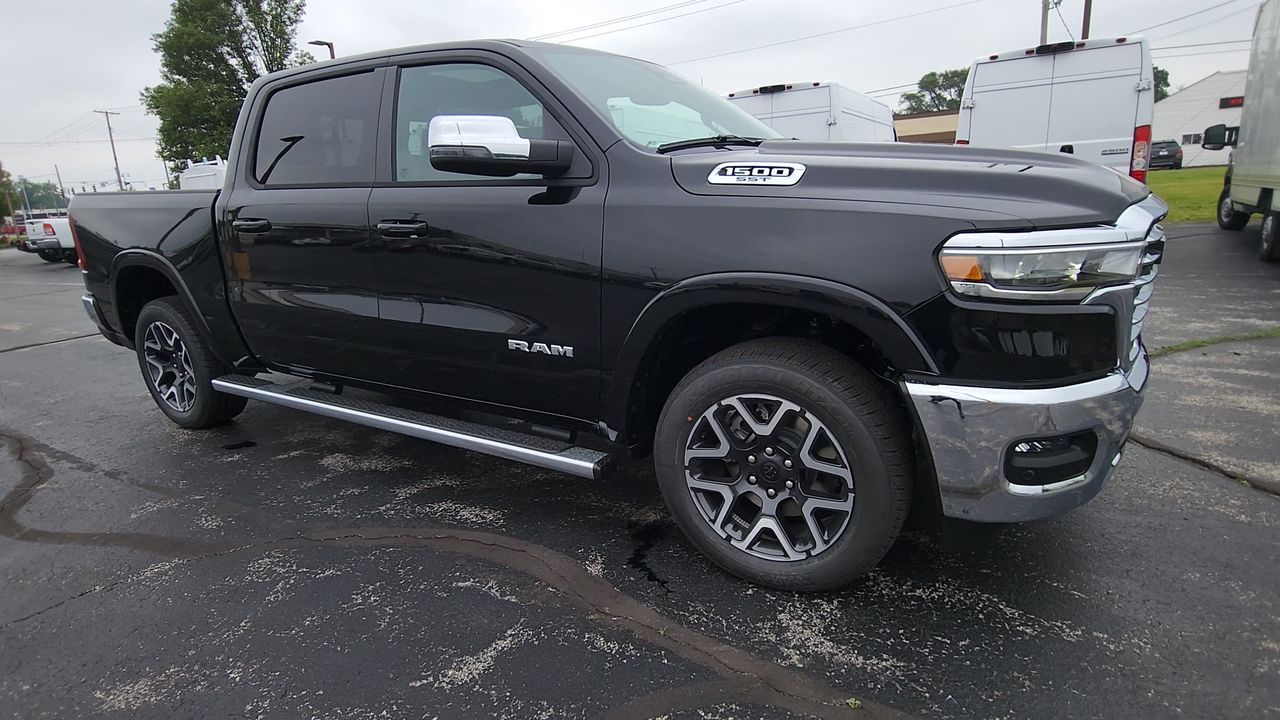2025 Ram 1500 Laramie photo 2